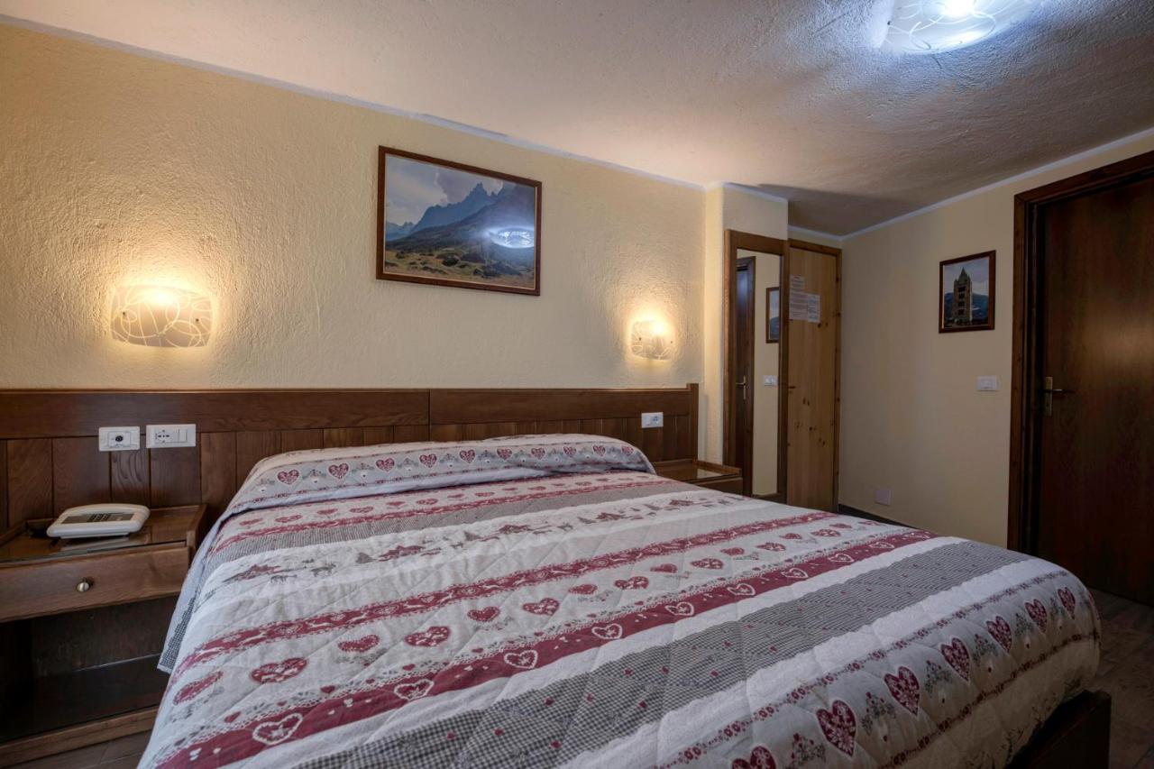 Hotel Cecchin 아오스타 외부 사진