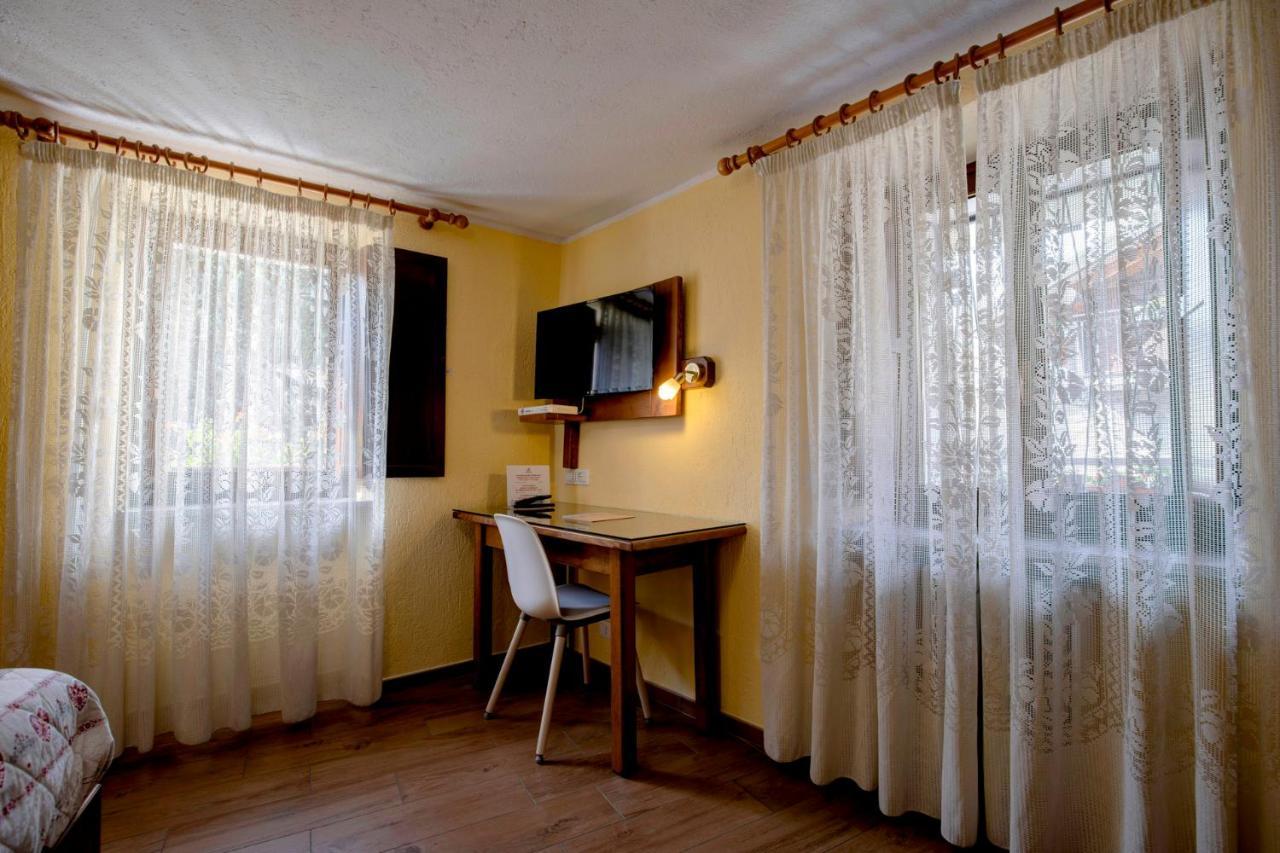 Hotel Cecchin 아오스타 외부 사진
