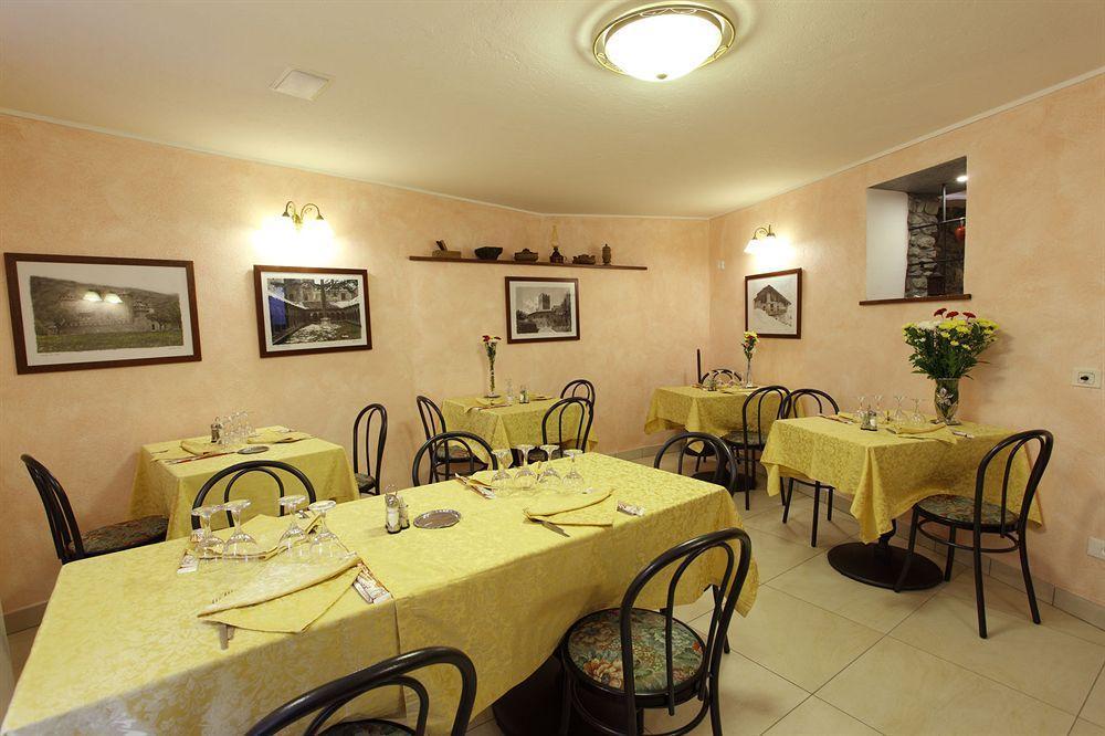 Hotel Cecchin 아오스타 외부 사진